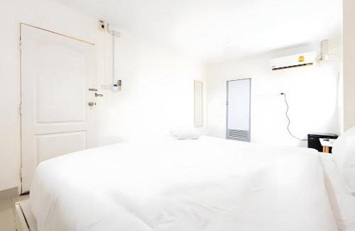 Nana Apartment | XX Oh My Nap Sukhumvit Soi 3 - คลองเตยเหนือ