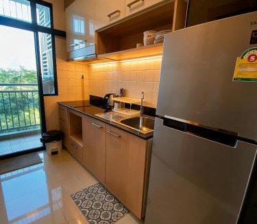 Nong Pa Khrang Apartment | Treasure Condo cooking,swimming