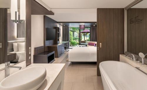 Bang Phli Resort | Hilton Bangkok Suvarnabhumi Golf Resort & Spa
