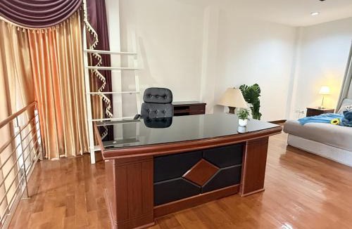 Wua Lai Villa | Yellow House Garden Pool Villa