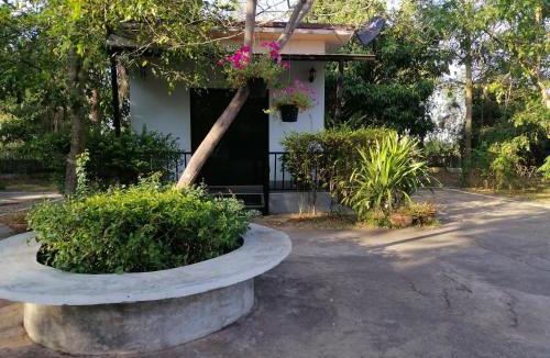 Phen Hotel | โรงแรมเพ็ญวิวรีสอร์ท Phenview resort