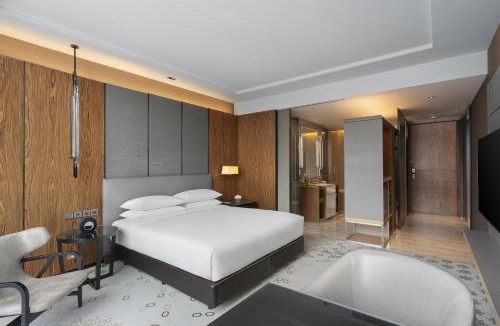 Nana Hotel | Hyatt Regency Bangkok Sukhumvit