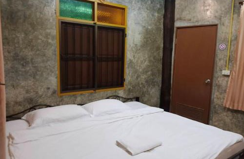 Old City Hotel | Collection O Baan Elephant Home