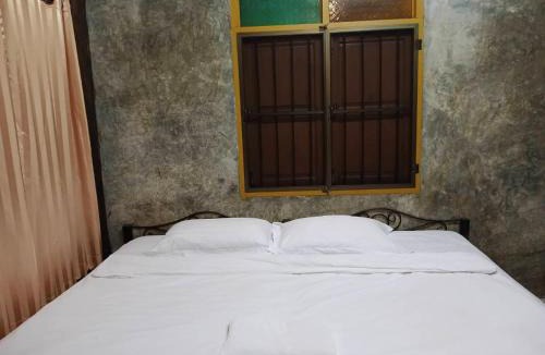 Old City Hotel | Collection O Baan Elephant Home
