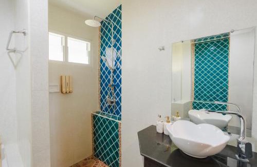 Mae Jo Villa | Private 400m2 Villa - Hearth - Mountain View - Huge yard - AC - Late Check-in