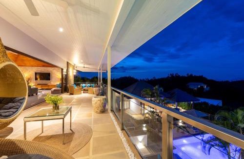Bophut Hills Villa | Here and Now Luxurious Sea view & Spa Villa