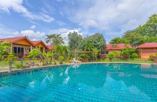 San Kamphaeng Hotel | The Green Oasis Resort