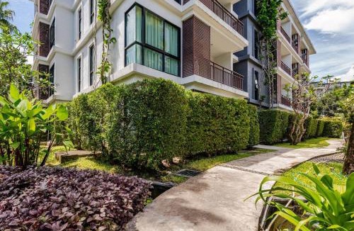 Rawai Apartment | Title III and II by Villacarte