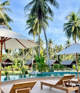 Nuea Khlong Resort | COCO Canopy Boutique Resort