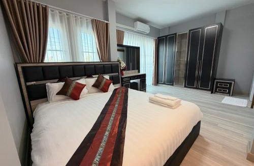 Nong Pa Khrang Villa | Home Hug You
