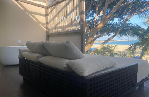 Cha-am Resort | Triple Tree Beach Resort