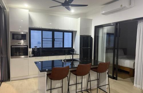 Rawai Villa | Beautiful private 4 bedroom villa with pool and gym