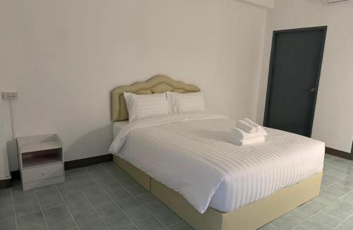Phitsanulok Hotel | SLEEPLESS ROOM Phitsanulok