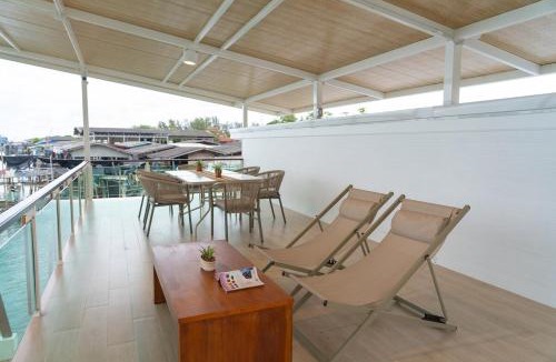 Klaeng District Villa | Water villa rayong