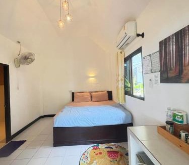 Bai Lan House | cher lonely beach resort Koh chang