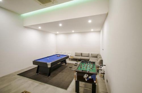 Pa Klok Villa | Lapista 6 Bedroom Luxury Vila