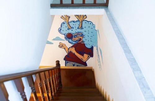 Talat Noi Hostel | Taladnoi Paint House
