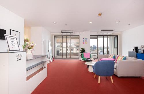 Ploenchit Apartment | Modern Twin BR Bath & Bathtub Retreat BTS BTB6