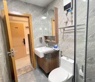 Daun Penh Apartment | City & River Views near Royal Palace and Watphnom