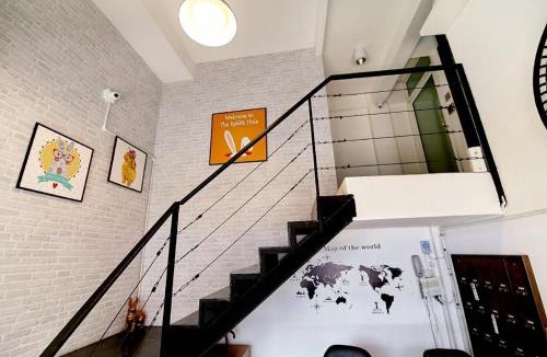 Bang Chak Hostel | The rabbit's hole hostel