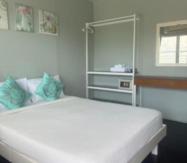 Ko Phi Phi Cabin | Uphill Cottage