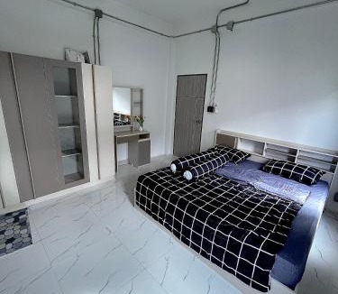 Pluak Daeng House | บ้านK village