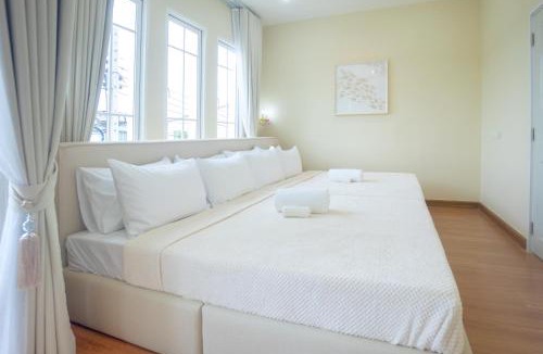 Sam Wa Tawan Ok Villa | H3 Villa for 14 people Loft Bed near Safari World