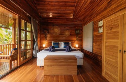 Mae Nam Bed & Breakfast | Samui Blue Bird