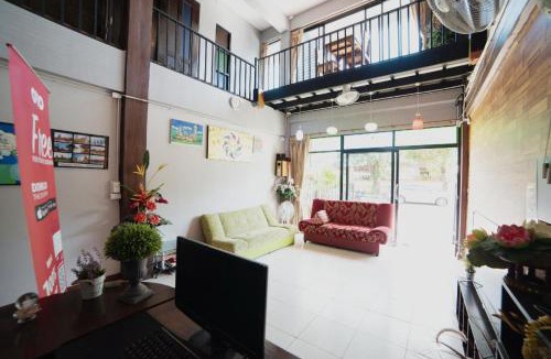 Lumphli Hotel | OYO 465 Krung Kao Traveller Lodge