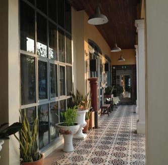 Si Bun Rueang Hotel | Savansumran สะหวันสำราญ