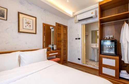 Old Phuket Town Hotel | Twelve 8 Boutique House