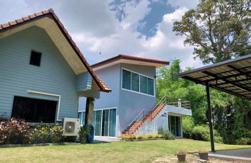 Khanong Phra House | Tiptara House khaoyai