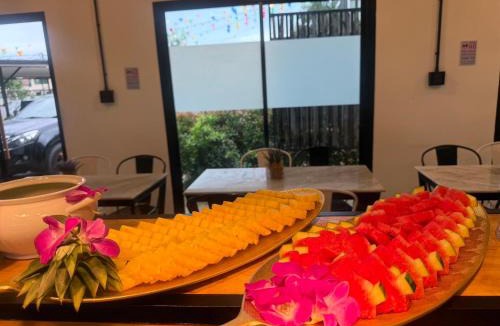 Ratchaburi Hotel | Penguin Villa Resort & Bistro