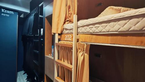 Ekkamai Apartment | BOB Hostel सुख सदन ひだまり庵 파란달여관