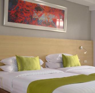Talat Phlu Hotel | iCheck inn Thapra