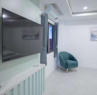 Na Kluea Hotel | Three One East