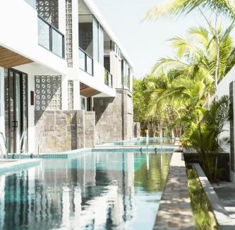 Koh Rong Resort | Long Set Resort
