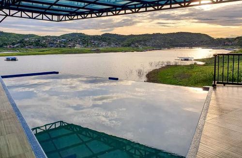 Sangkhla Buri Resort | Phornpailin Riverside Resort