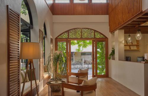 Chanthanimit Hotel | The Motifs Eco Hotel - SHA Extra Plus