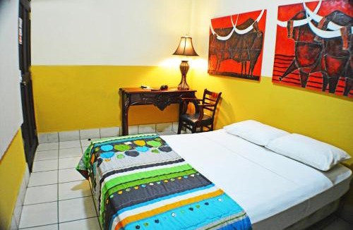 Chinandega Hotel | Hotel Los Balcones de Chinandega
