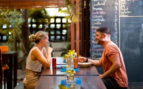 Phnom Penh City Centre Hostel | Mad Monkey Hostel Phnom Penh