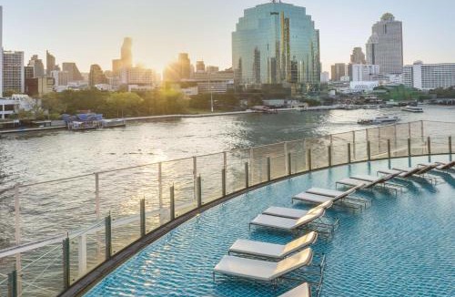 Khlong Ton Sai Hotel | Millennium Hilton Bangkok