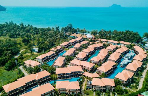Ko Yao Hotel | Blue Bay Resort - Access to Pool and Beach-Phuket & Krabi
