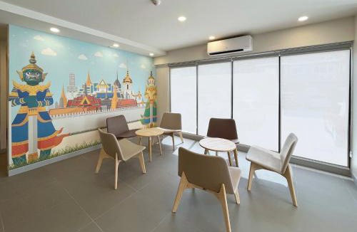 Phra Khanong Hotel | HOP INN Bangkok Onnut Station