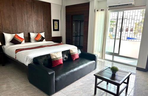 Wat Ket Hotel | Chirin Home ฌิรินทร์โฮม