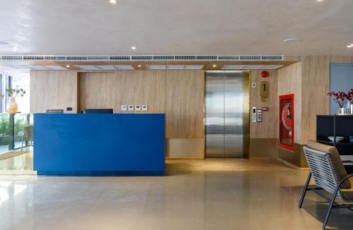 Chom Phon Hotel | Benjarong Hotel Bangkok Ratchada