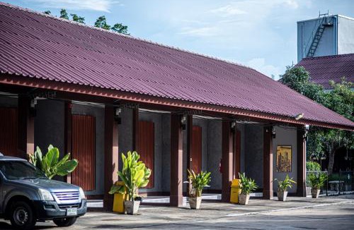 Pak Phraek Hotel | Tarnsiri Boutique Resort