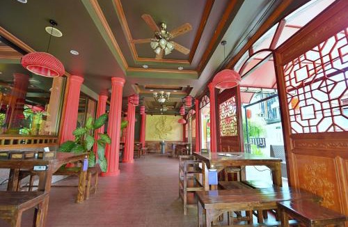 Chang Khlan Hotel | Hua Lin Inn