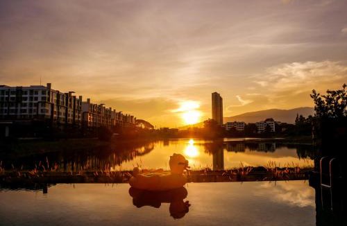 Nong Pa Khrang Hotel | Brique Hotel Chiangmai