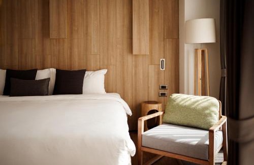 Nong Pa Khrang Hotel | Brique Hotel Chiangmai